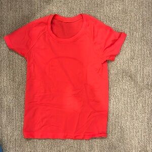 Lululemon size 4